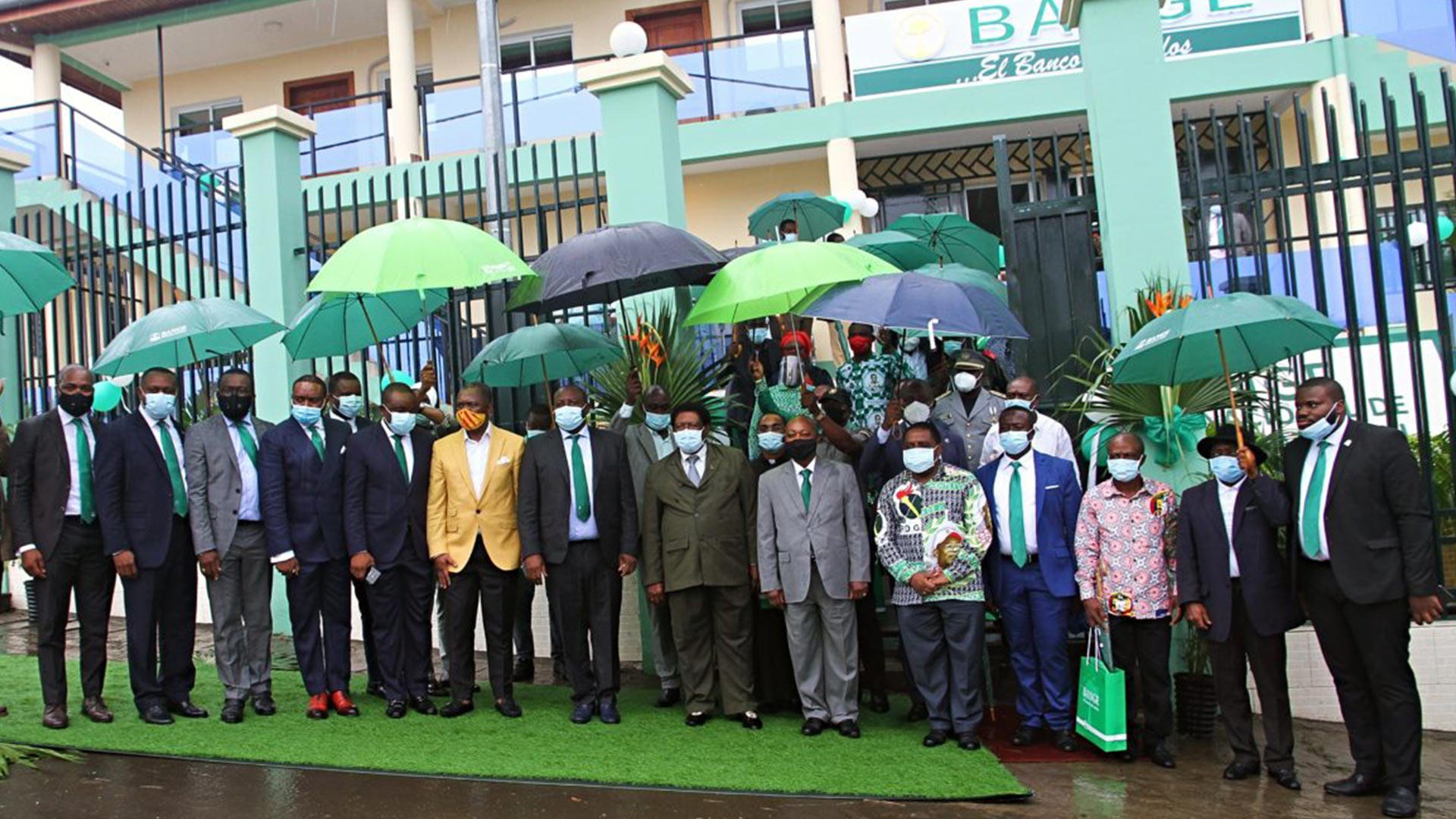 El Banco Nacional de Guinea Ecuatorial apertura en Riaba su agencia nº 30