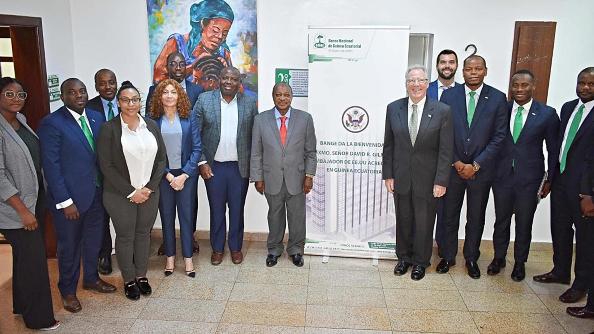 El Embajador de EE.UU en Guinea Ecuatorial felicita al BANGE por los logros cosechados en los últimos años